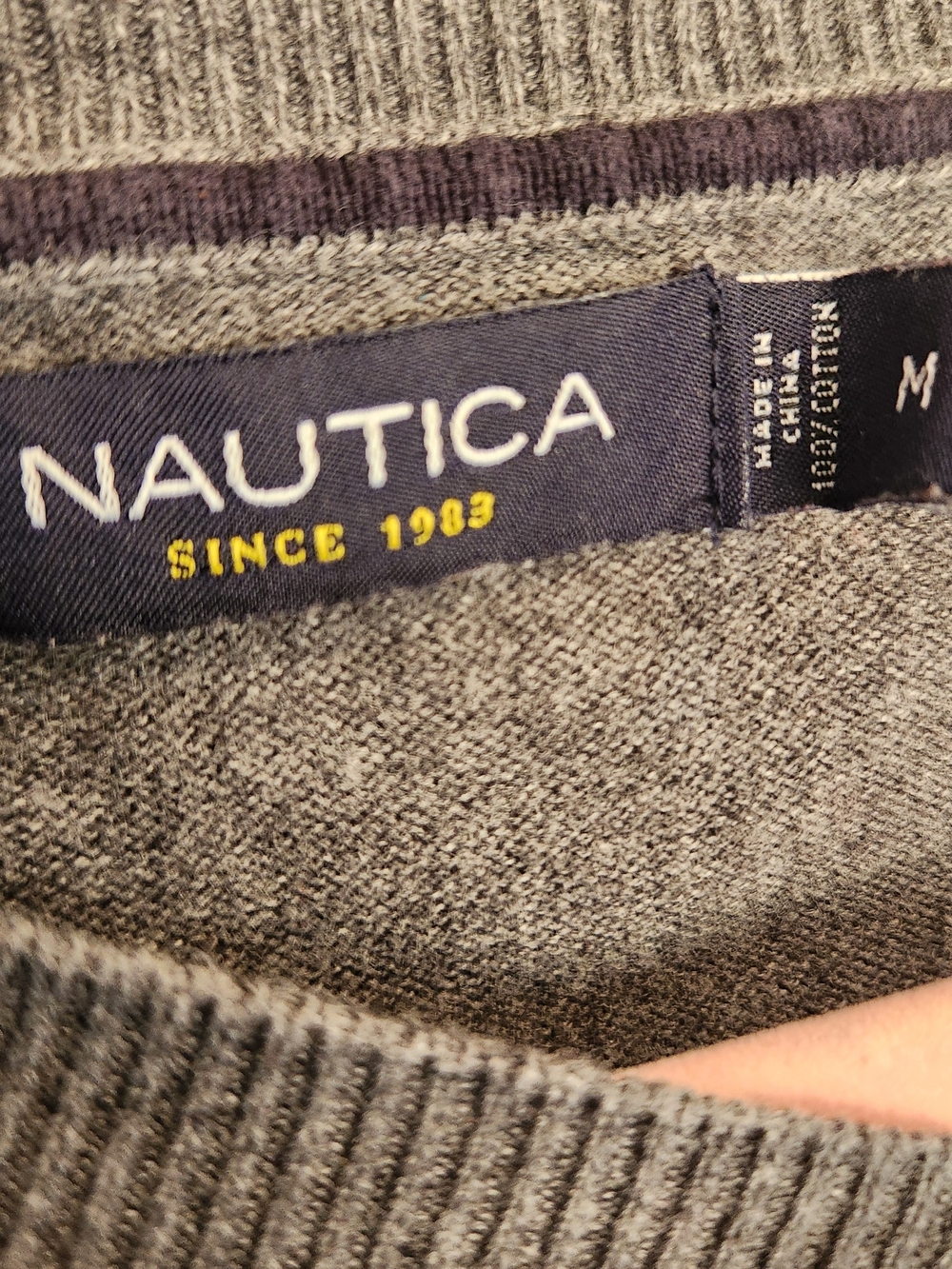 Nautica Men's Gray V Neck Sweater M Euc